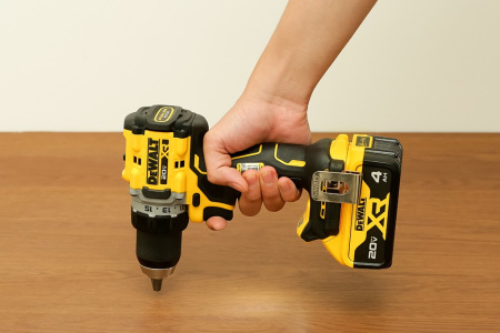 Máy khoan bắt vít dùng pin 20V Dewalt DCD800 (không kèm pin sạc) thumb